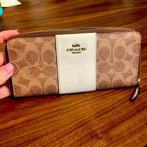 Coach wallet